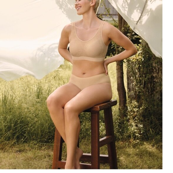 ANITA CARE Essentials Lace wireless bra 18